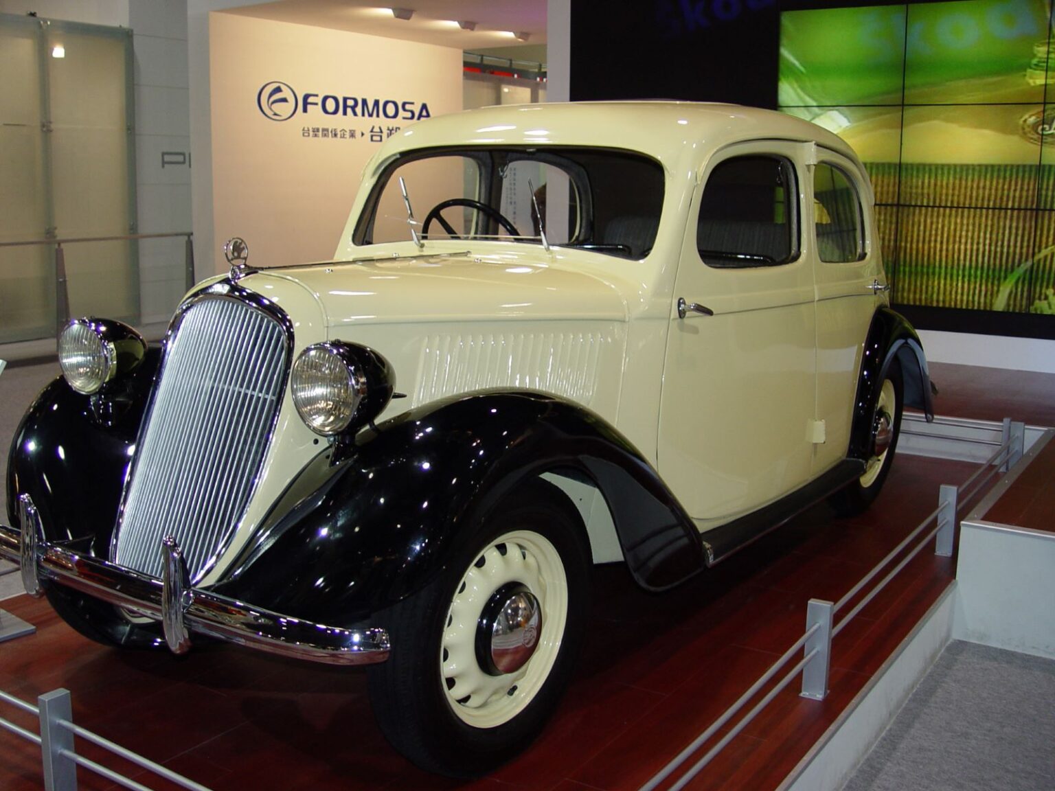 Skoda Rapid - Innovation at Every Turn - Vintage Skoda - CLcompany